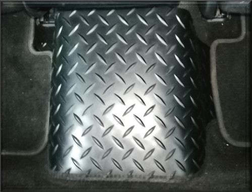 Rear tunnel middle car - middle,